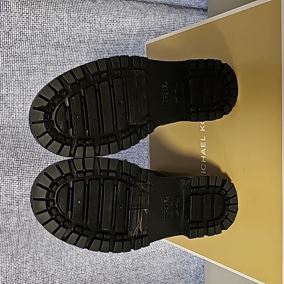 NEW Michael Kors Montaigne Rainboot Black Size 8M - Picture 5 of 8